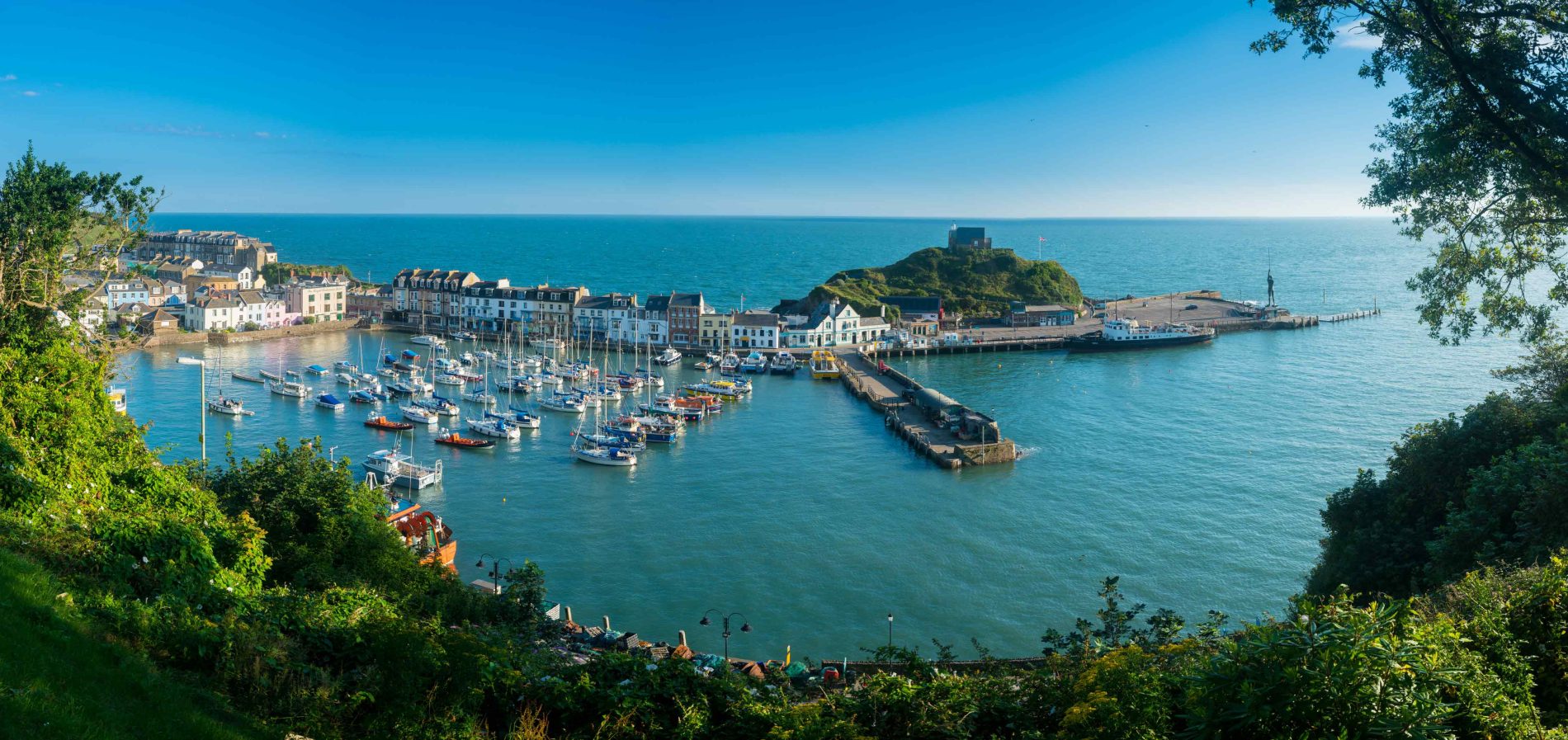 Holiday Cottages at Ilfracombe Harbour North Devon